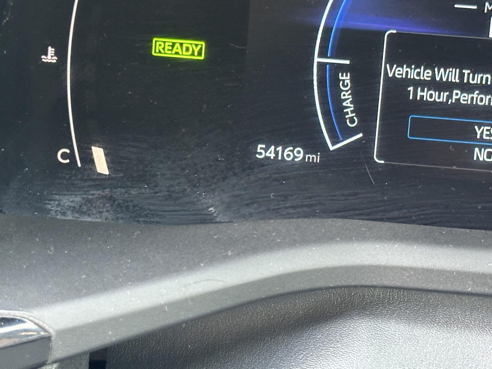 Used 2025 Ice Cap Toyota LE image 13