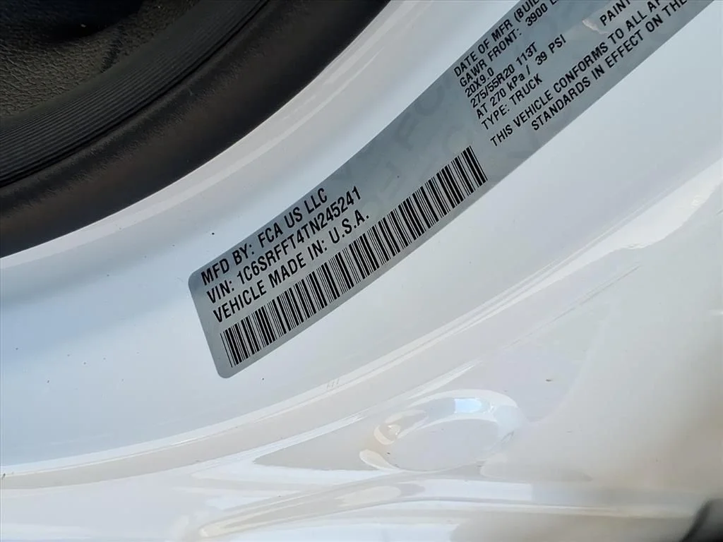 New 2026 Bright White Clear-Coat Exterior Paint RAM Big Horn/Lone Star image 29