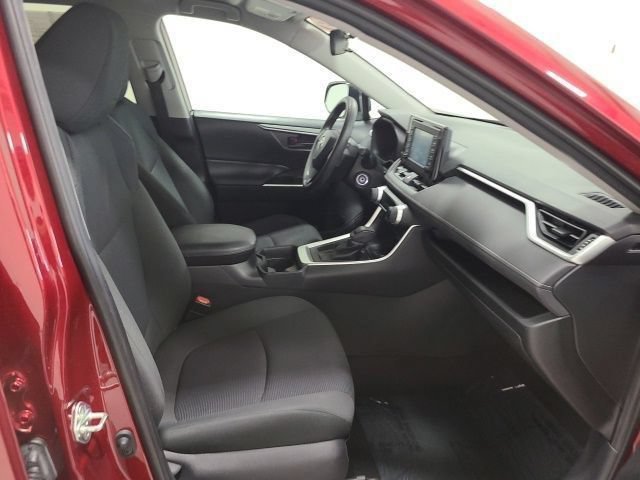 Certified Used 2019 Ruby Flare Pearl Toyota LE image 9