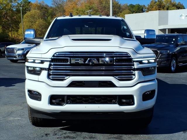 New 2026 Bright White Clear-Coat Exterior Paint RAM LARAMIE image 28