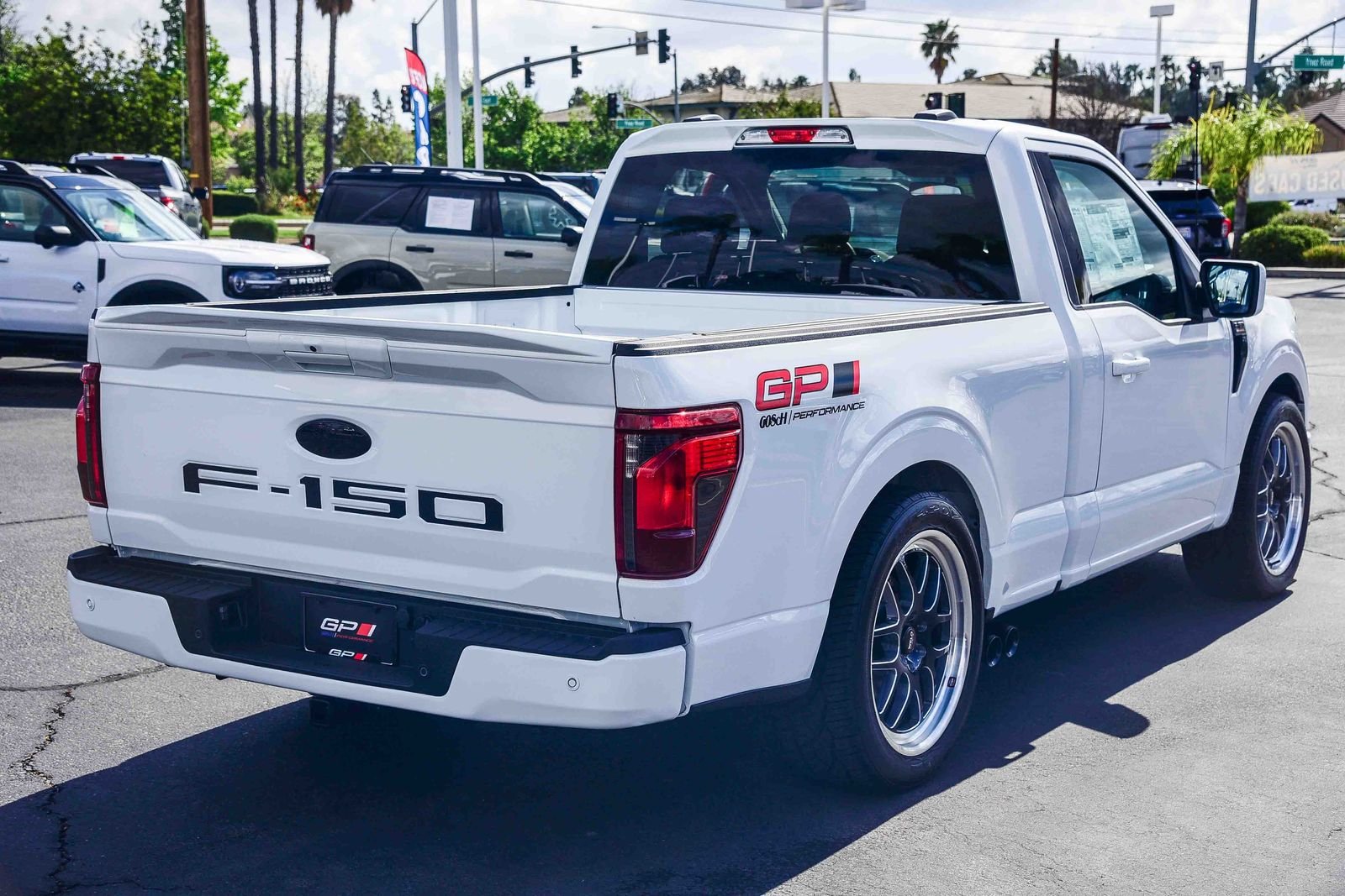 New 2026 Oxford White Ford XL image 4