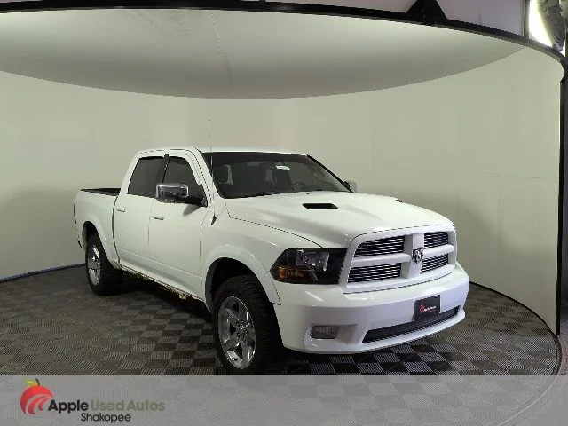 Used 2011 White Ram Sport image 1