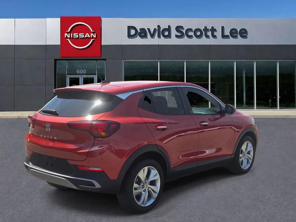 Used 2024 Red Buick Preferred image 6