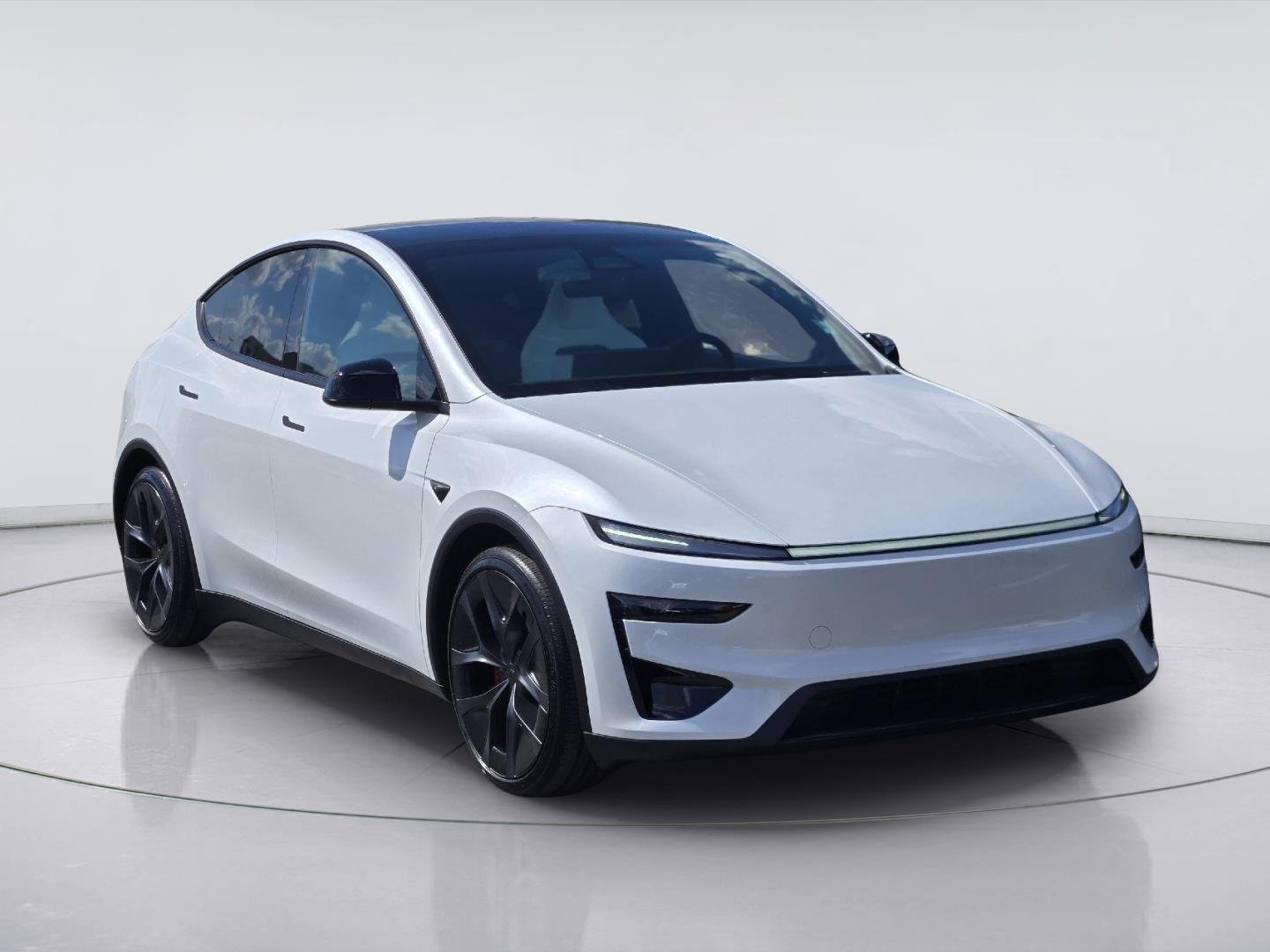 Used 2026  Tesla Performance image 3