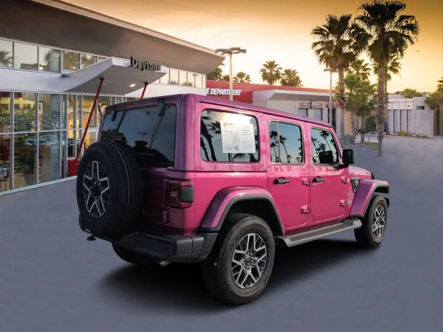 Certified Used 2024  Jeep Sahara image 3