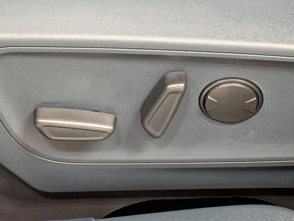 New 2026 Carbonized Gray Metallic Ford Lariat® image 13