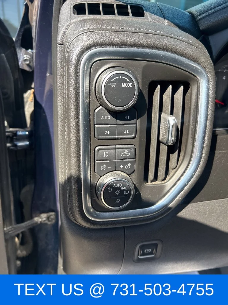 Used 2020 Blue Chevrolet LTZ image 23