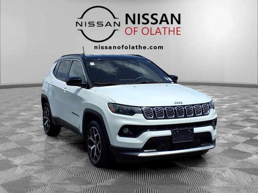 Used 2025 White Jeep Limited image 29