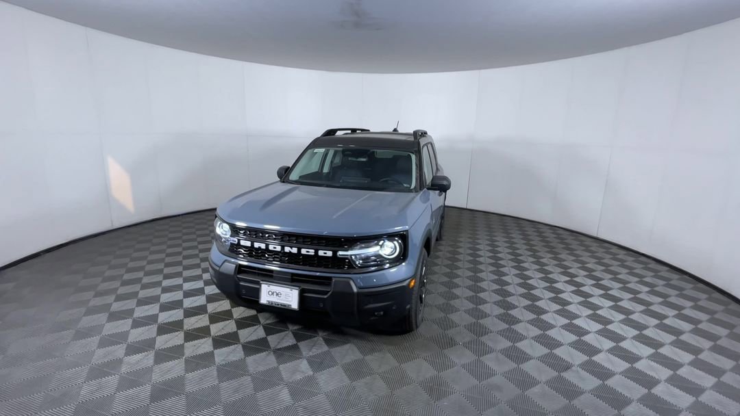 New 2026 Azure Gray Metallic Tri-Coat Ford Outer Banks image 3