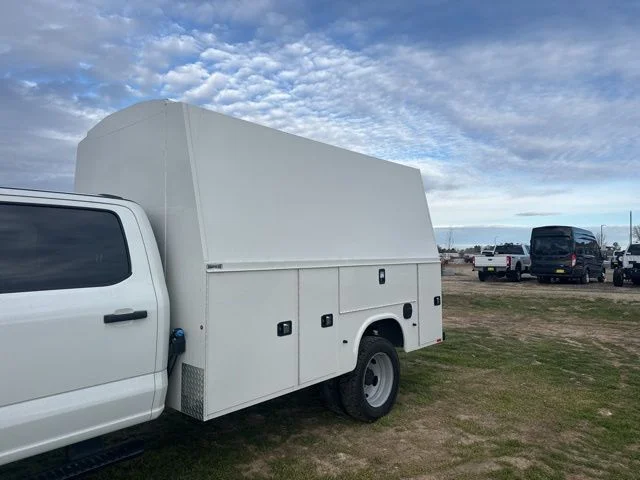 New 2026 Oxford White Ford XL image 4