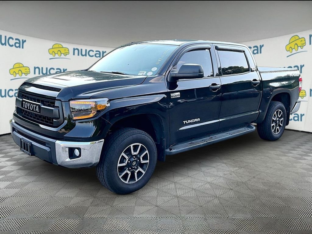 Used 2014 Black Toyota SR5 image 3