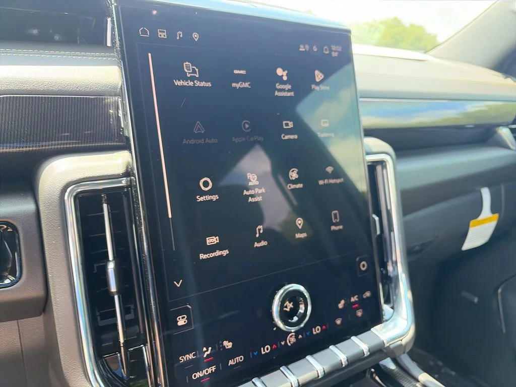 New 2026 Sterling Metallic GMC Elevation image 20