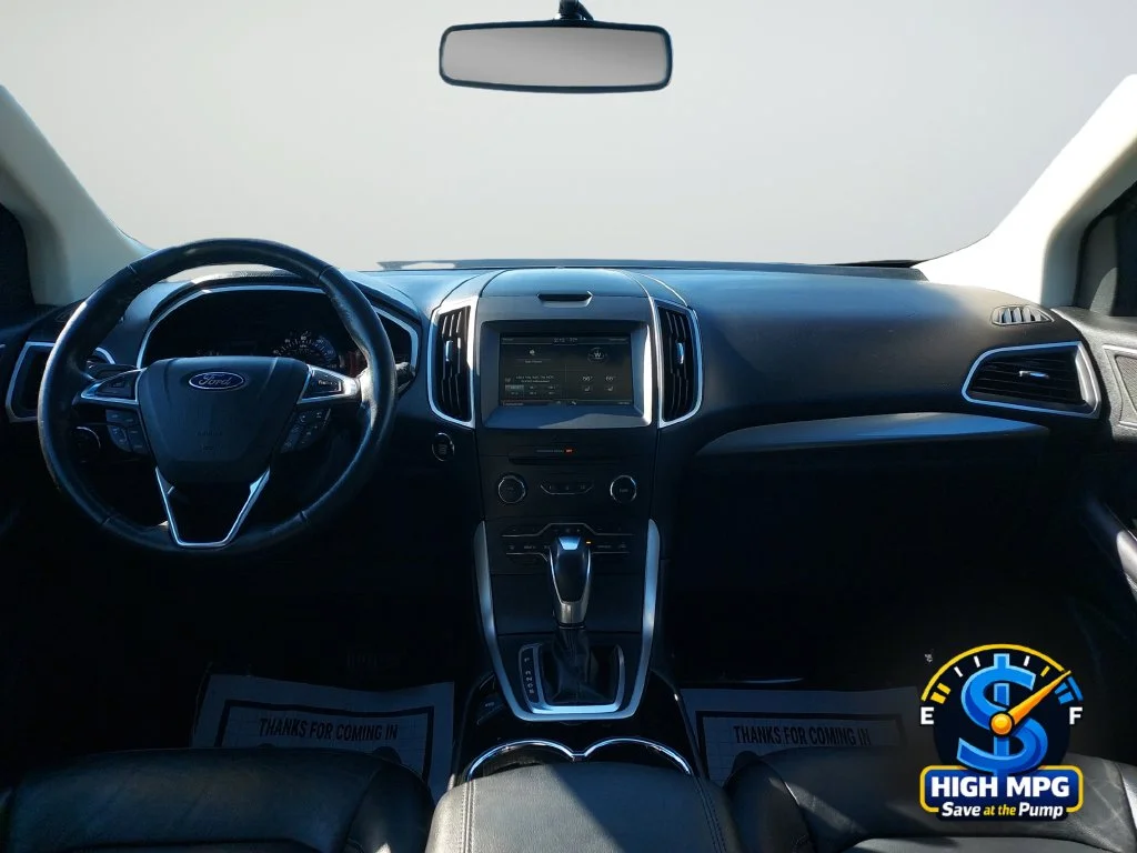 Used 2015 Gray Ford SEL image 27