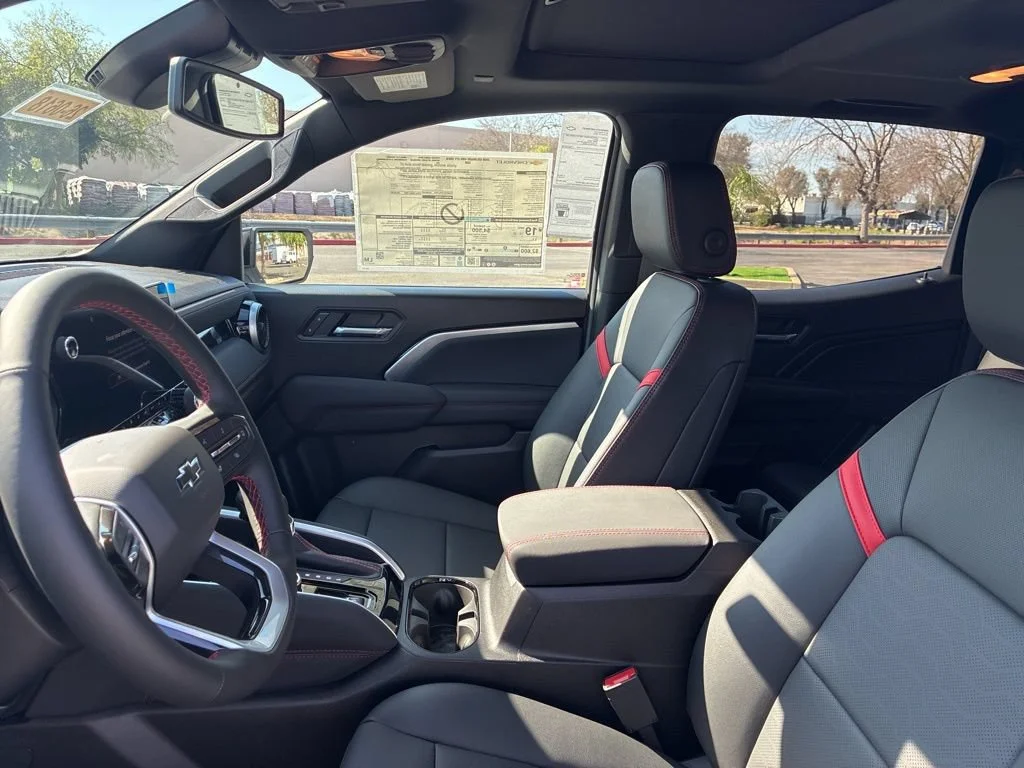 2026 Chevrolet Colorado Z71 - Photo 15