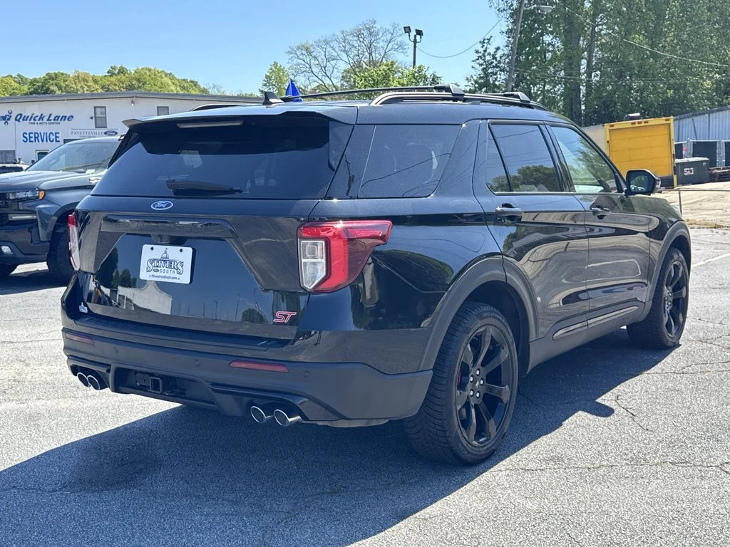 2023 Ford Explorer ST - Photo 7