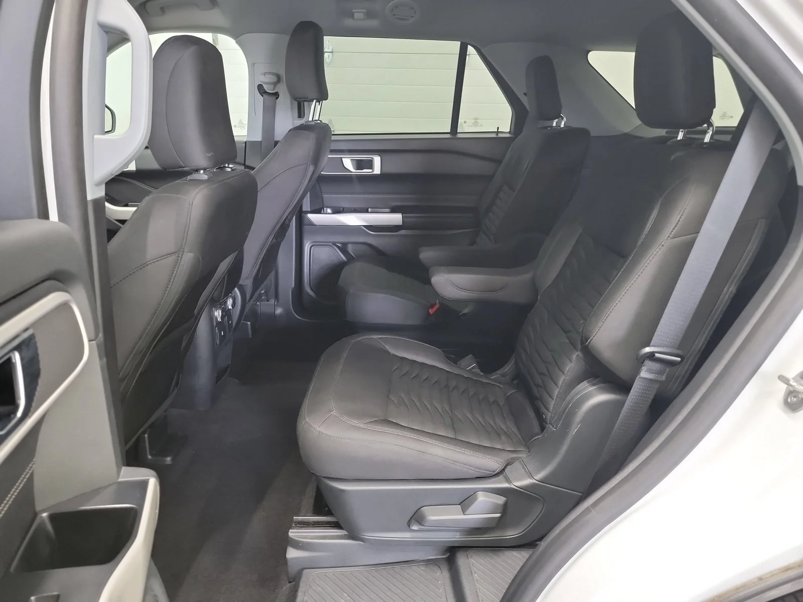Used 2021 Oxford White Ford XLT image 26