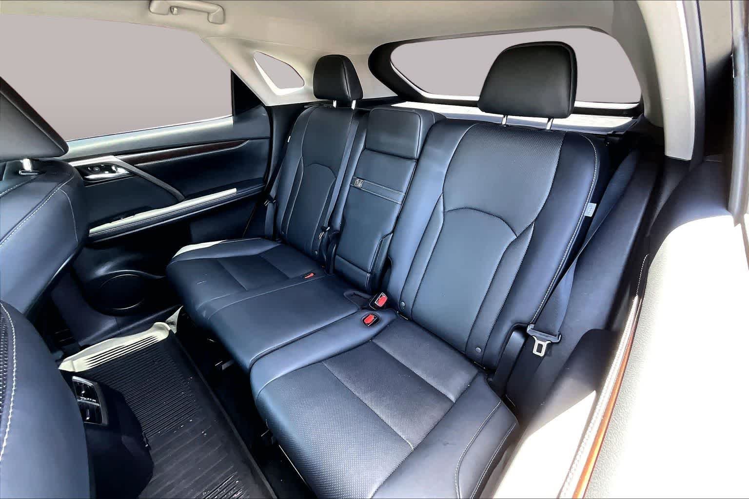 Certified Used 2022 Atomic Silver Lexus  image 20
