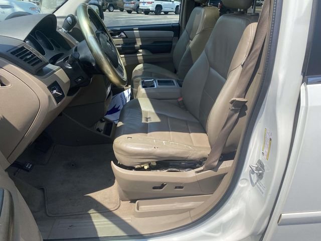 Used 2012 White Volkswagen SEL image 11