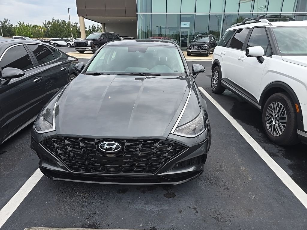 Certified Used 2023 Gray Hyundai SEL image 1
