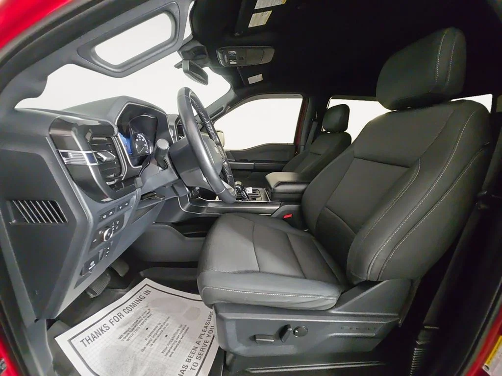 Used 2021 Red Ford XLT image 9