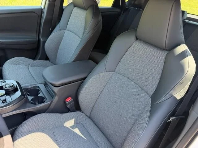 New 2026 Wind Chill Pearl Toyota XLE image 7