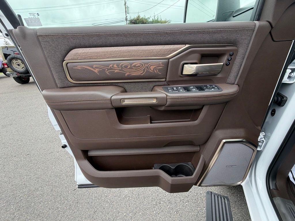 2026 RAM 2500 Limited - Photo 10