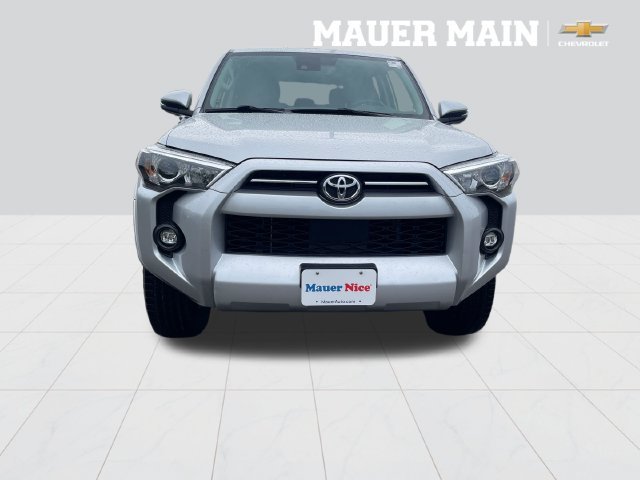Used 2022 Silver Toyota SR5 Premium image 8