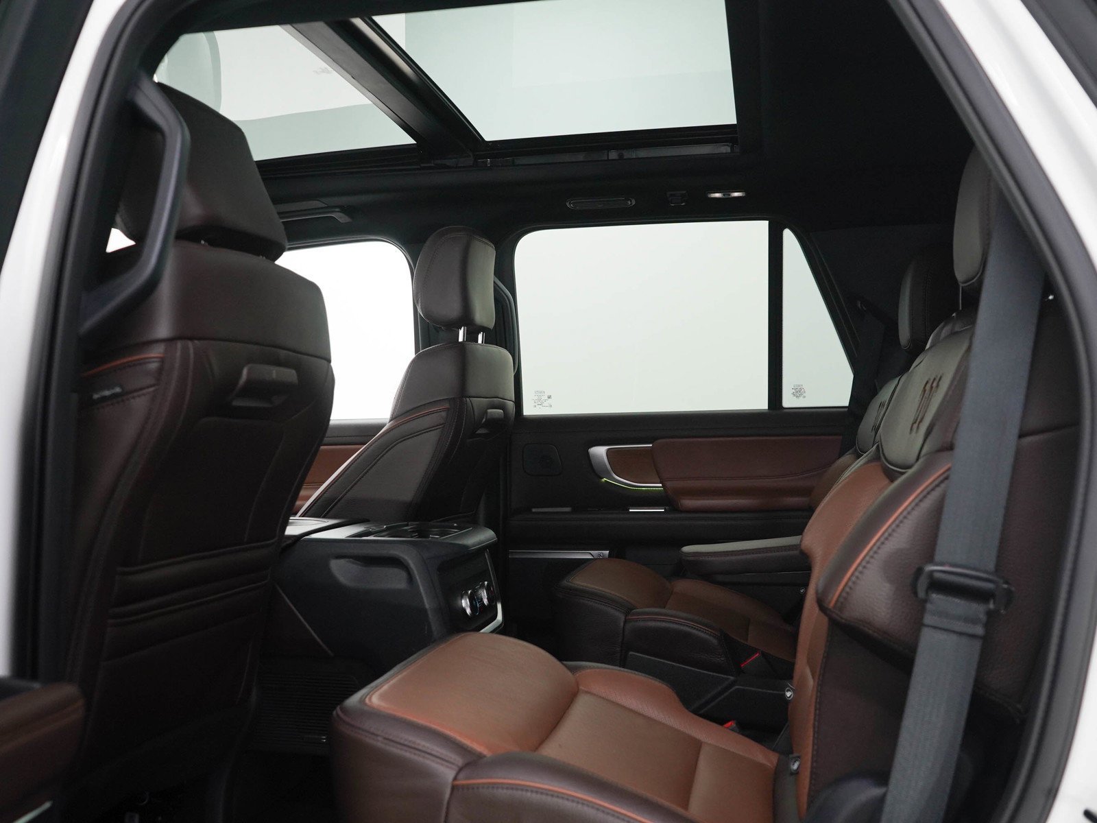 Used 2025 Star White Metallic Tri-Coat Ford King Ranch image 21