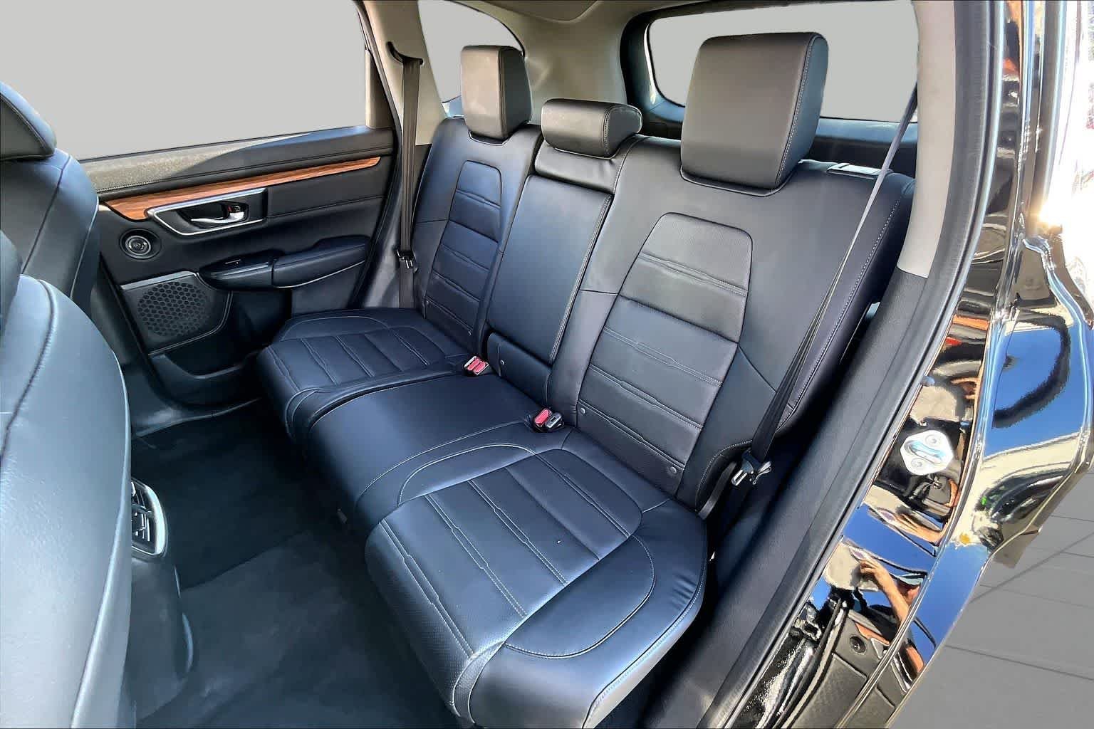 Used 2021 Crystal Black Pearl Honda Touring image 19