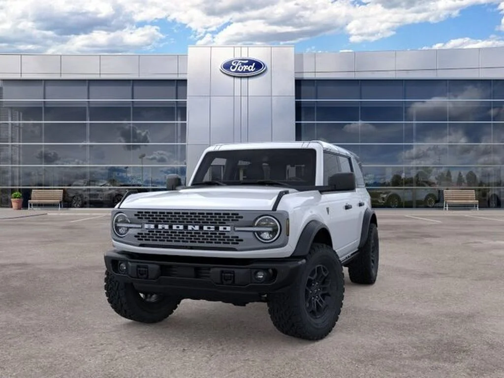 New 2026 Oxford White Ford Badlands® image 2