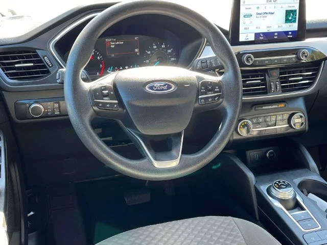 Certified Used 2020 Oxford White Ford SE image 14