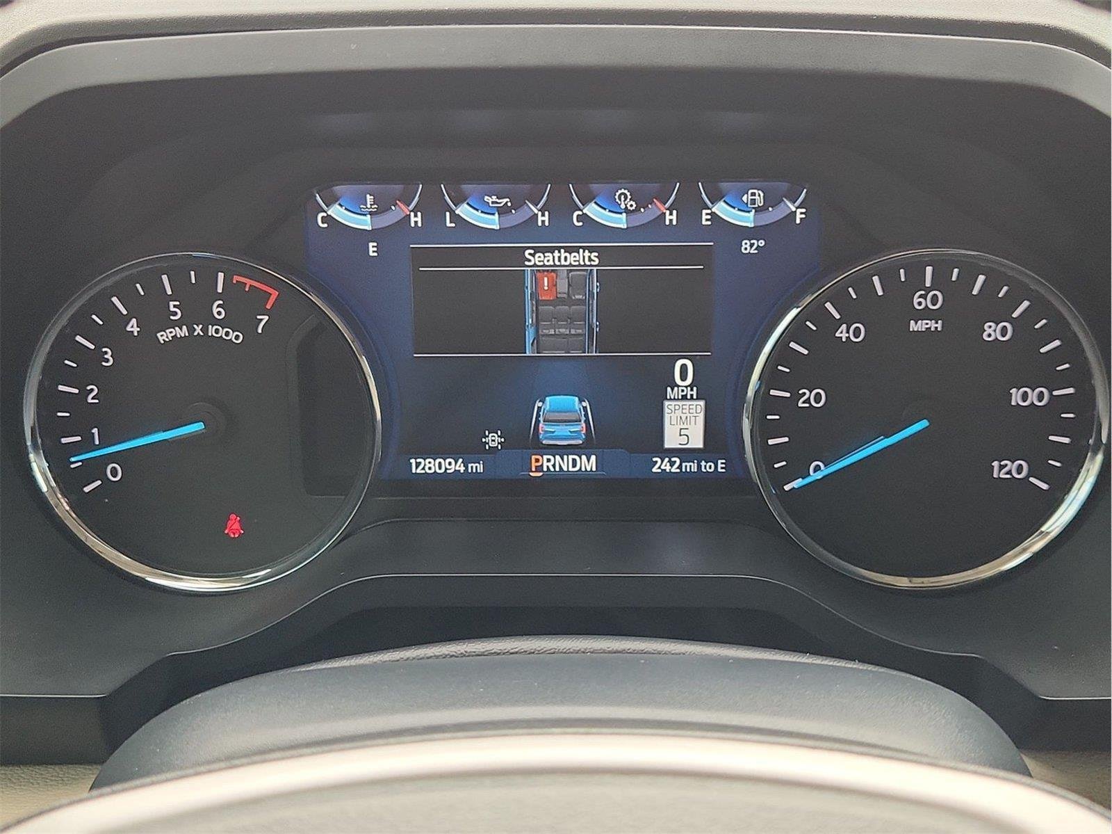2023 Ford Expedition photo 12 of 36