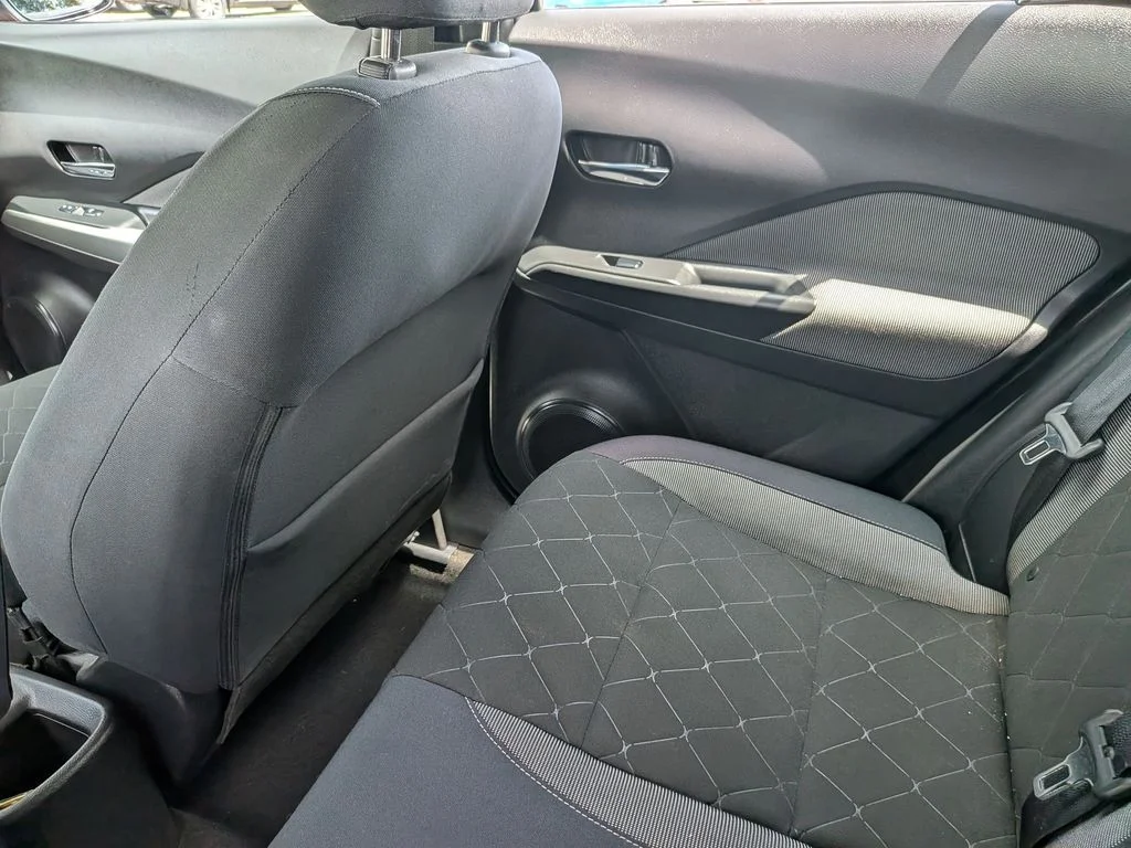 Used 2018 Red Nissan SV image 21