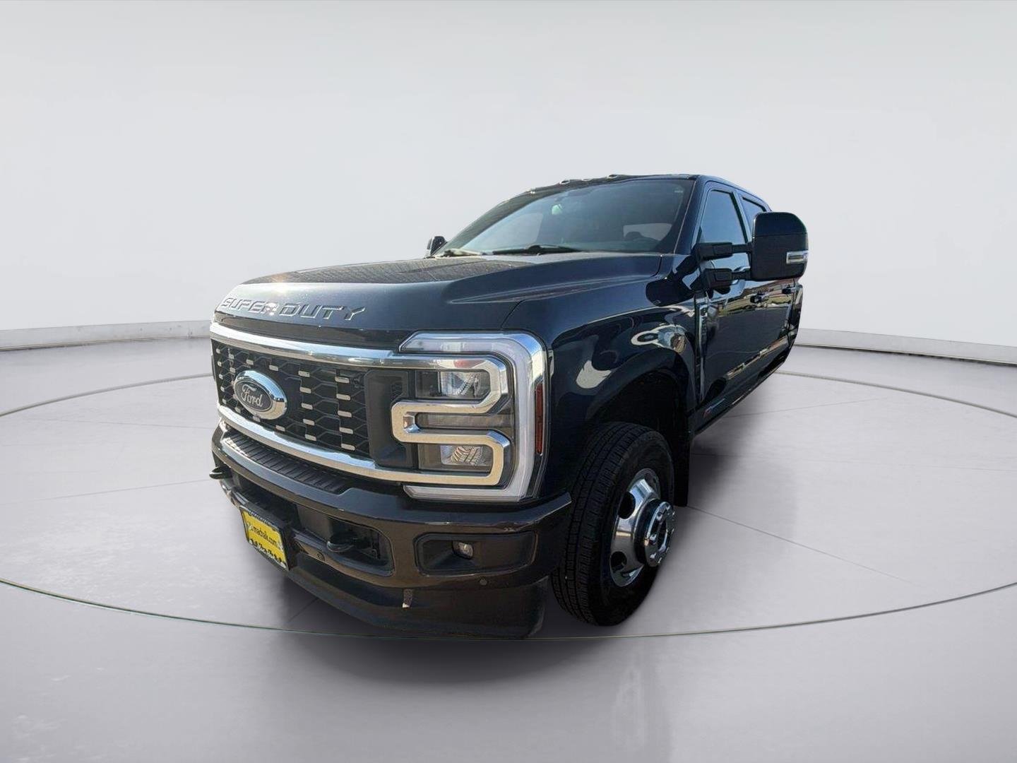 Used 2024 Antimatter Blue/Darkened Bronze Ford King Ranch image 2