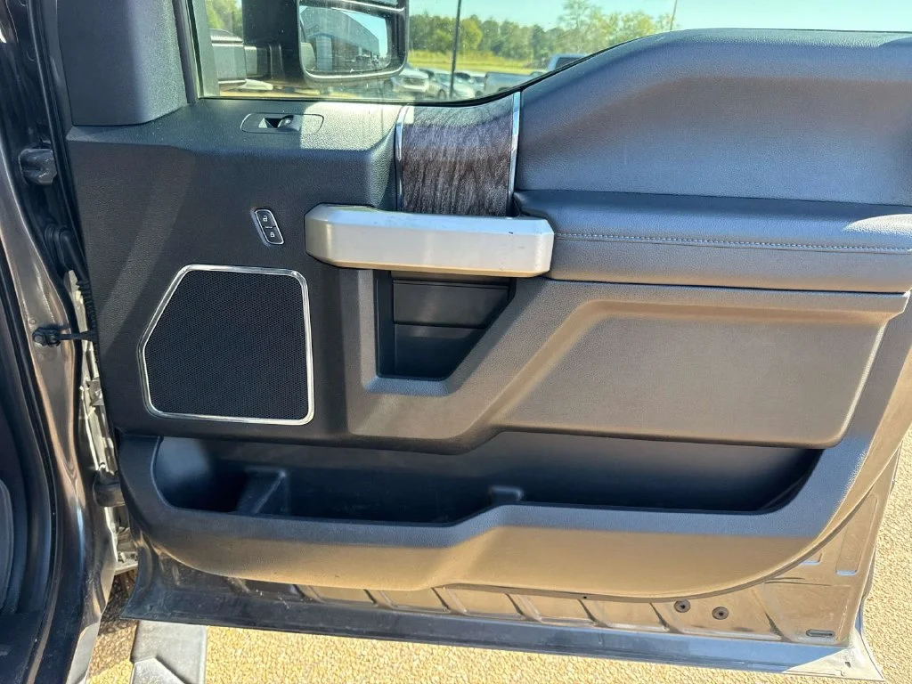 Used 2017 Gray Ford Lariat image 16