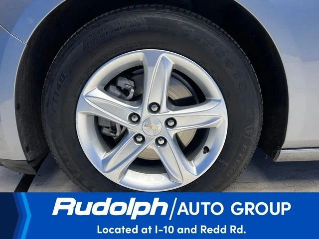 Used 2024 Gray Chevrolet LS image 27