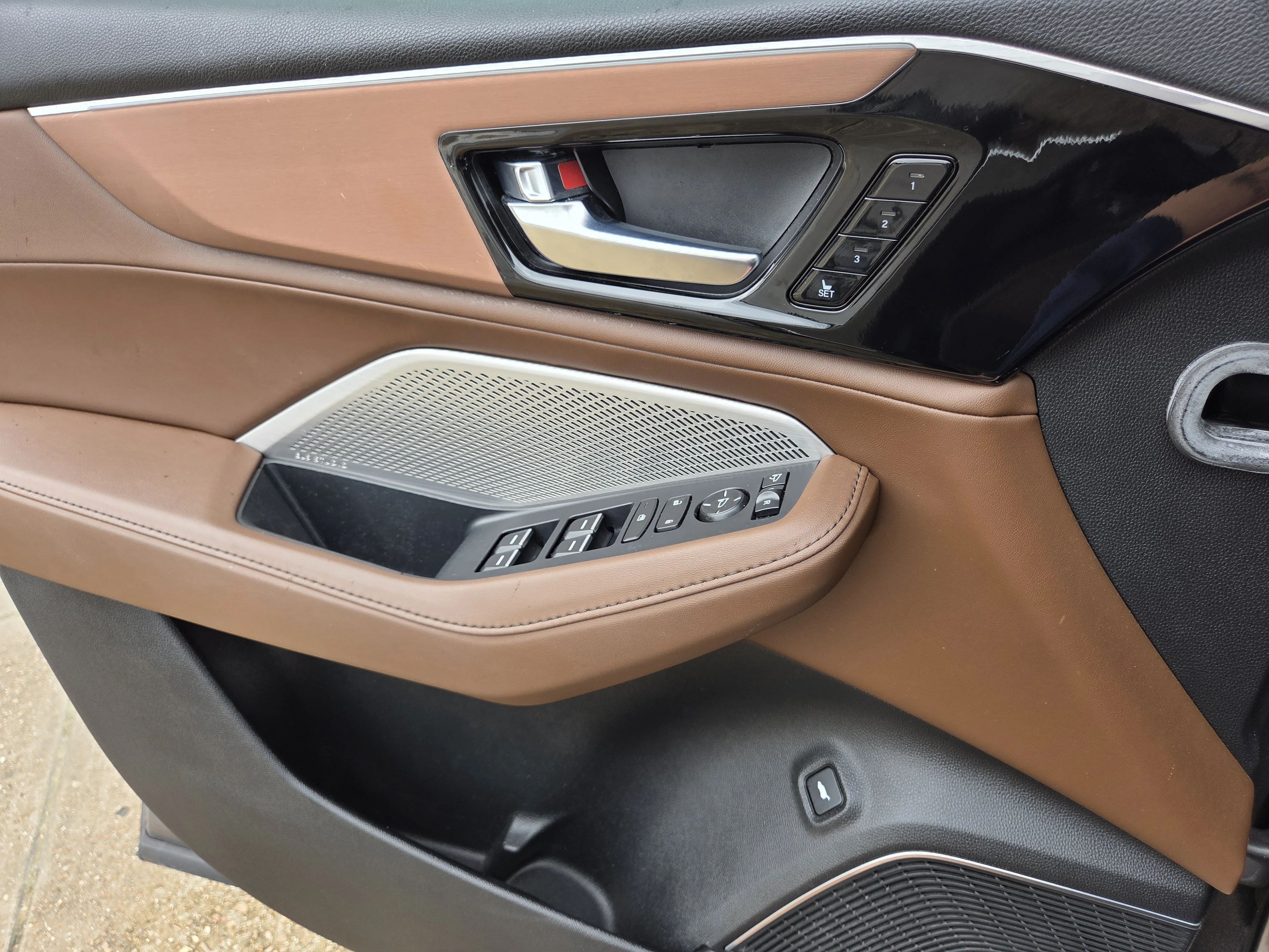 Certified Used 2023 Liquid Carbon Metallic Acura TECH image 47