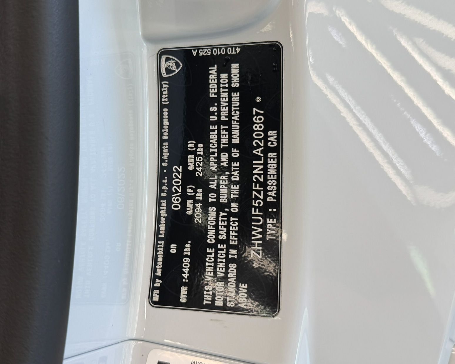 Used 2022  Lamborghini Base image 54