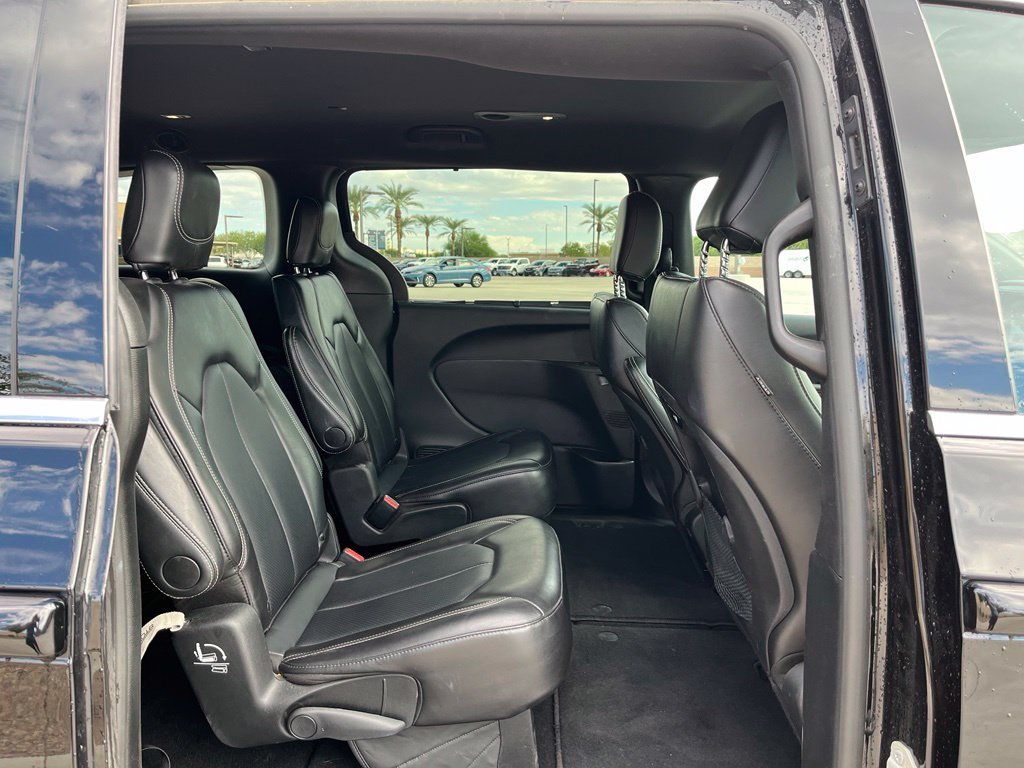 Certified Used 2025 Black Chrysler Select image 20