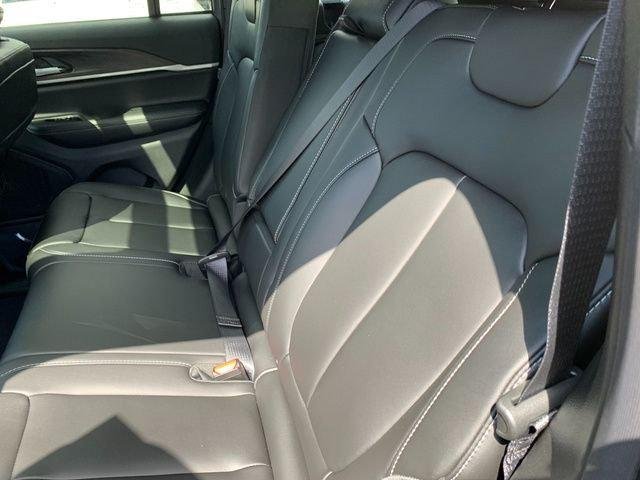 New 2026 Copper Shino Metallic Clear-Coat Exterior Paint Jeep Limited image 12