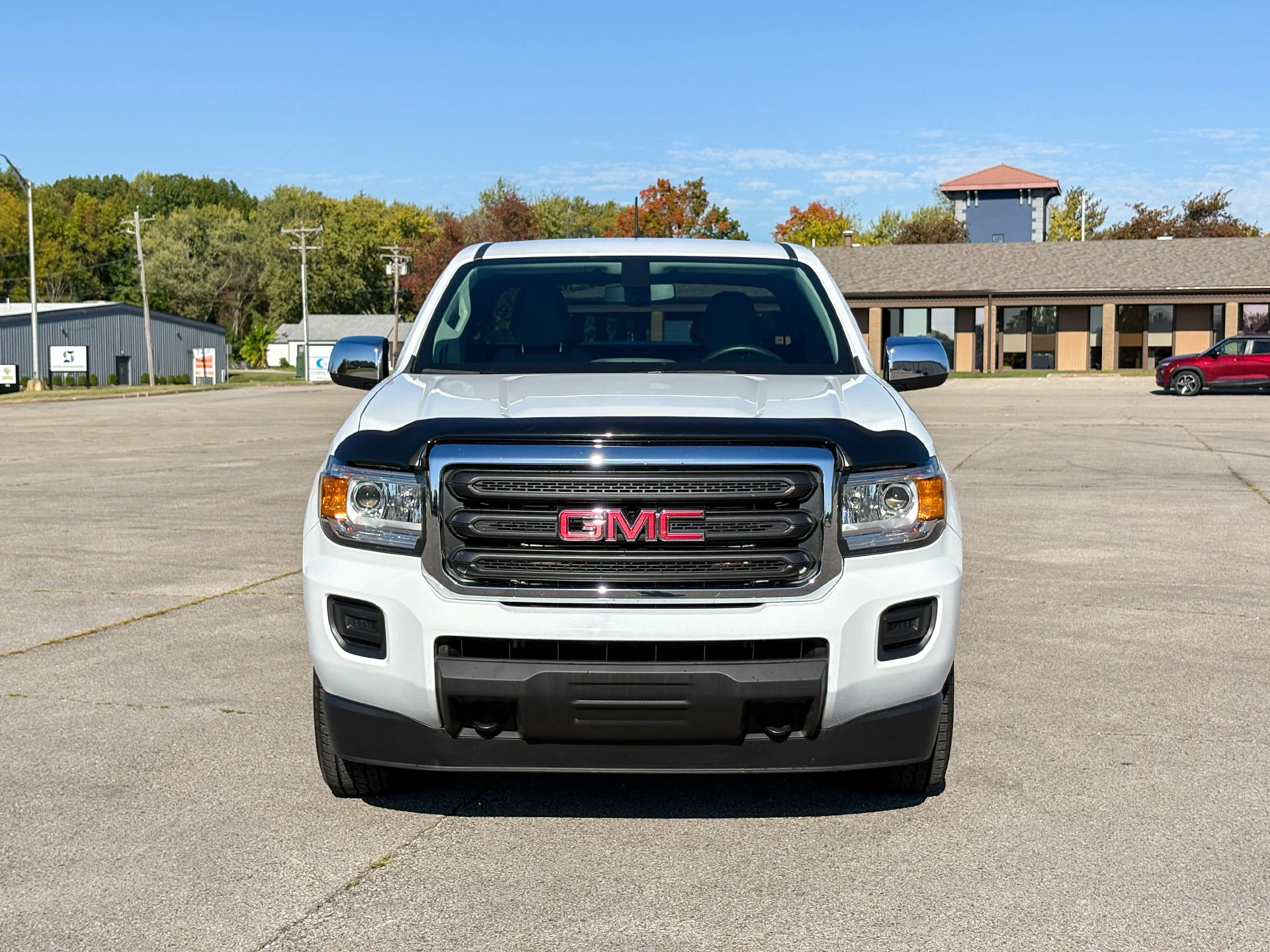 Used 2017 White GMC SLE1 image 3