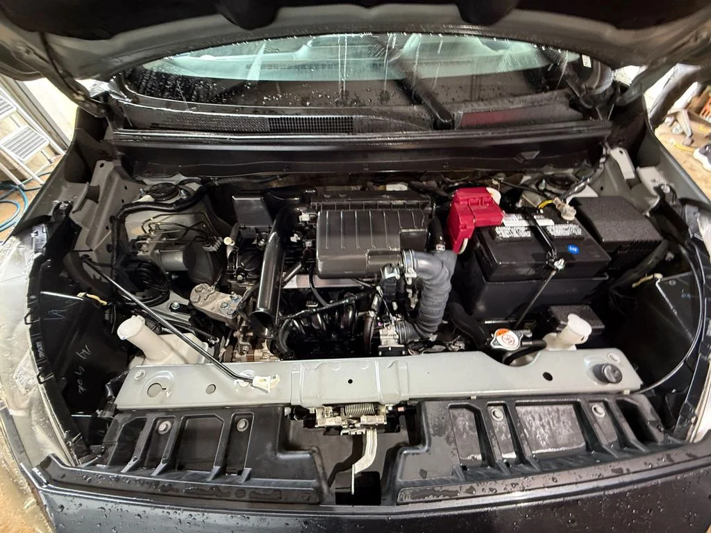 Used 2024  Mitsubishi  image 20