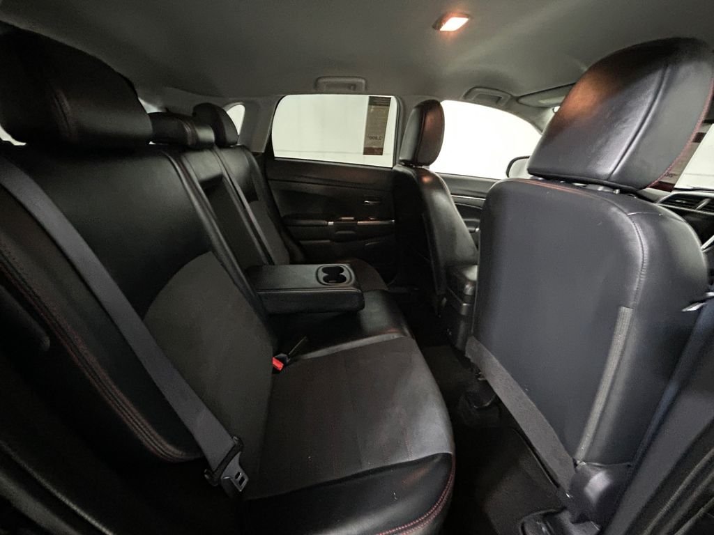 Used 2024 Black Mitsubishi 2.0 SE image 17