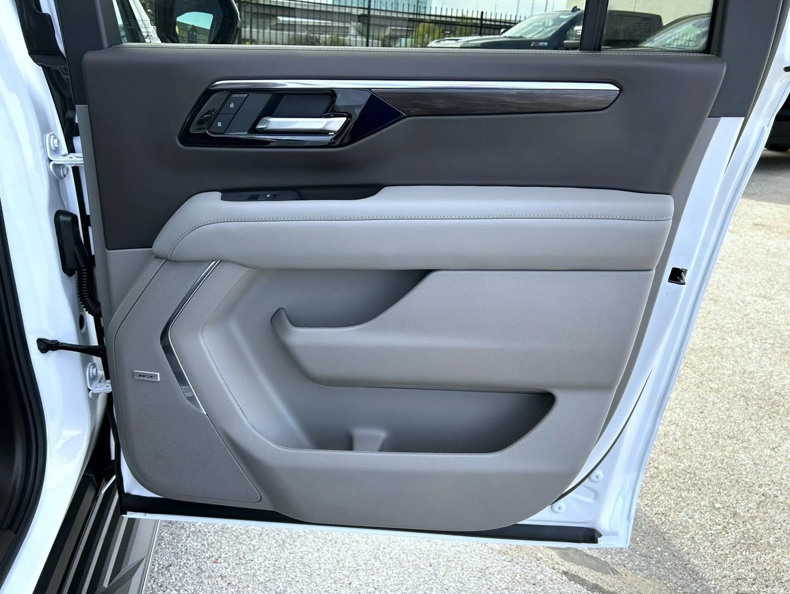 New 2026 Summit White Chevrolet LT image 18