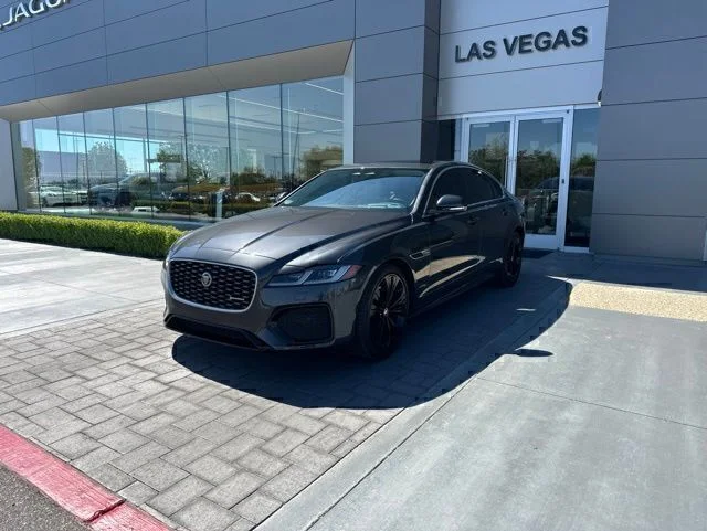 2022 Jaguar XF P300 R-Dynamic SE's photo