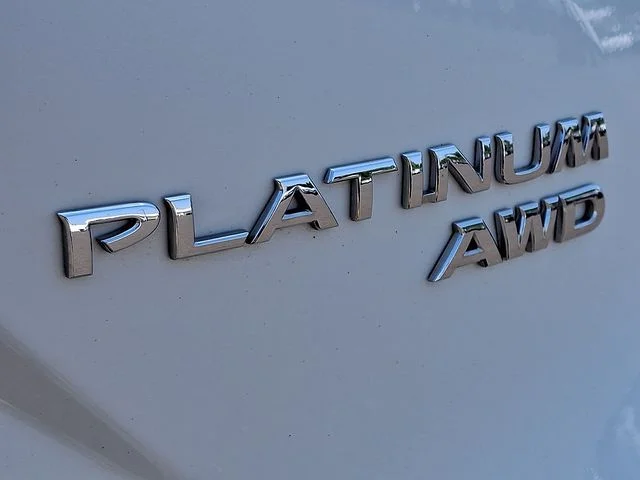 Used 2020 White Nissan Platinum Intelligent AWD image 78