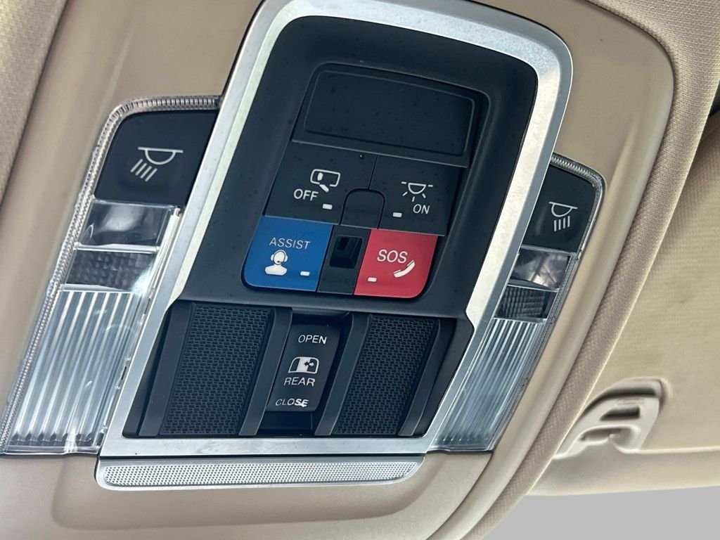 Used 2021 Black Ram Laramie image 35