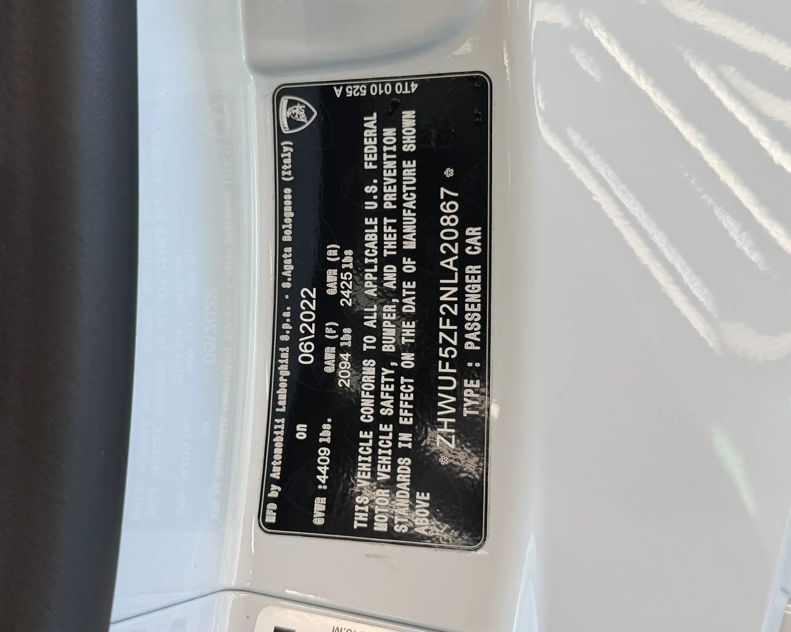 Used 2022  Lamborghini Base image 54