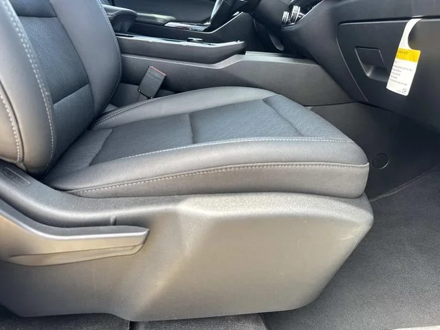 Used 2026 White Chevrolet LT image 24