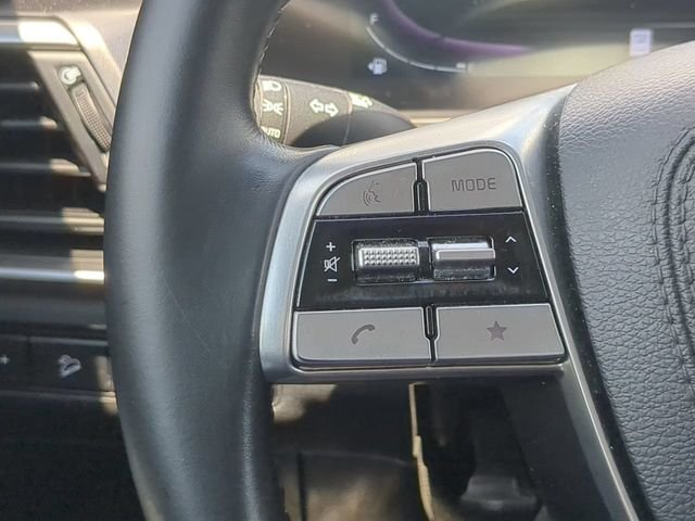 Used 2025 Black Kia S image 32